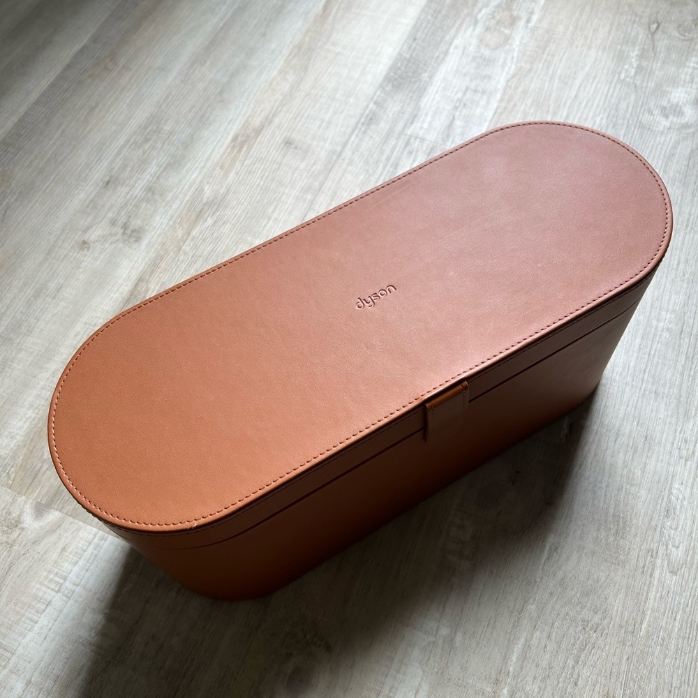 DYSON Airwrap attachments + Case